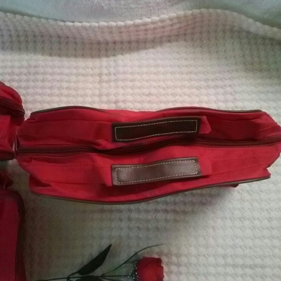 Combo Makeup & Handbag - Picture 2 of 6